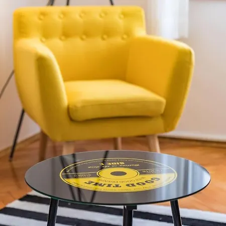 Apartament Quirky Arena With Parking *