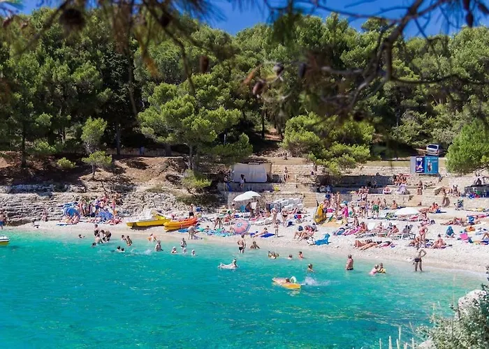 Quirky Arena With Parking Apartment Pula